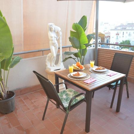 Habitacion Grande Con Terraza Privada, Malaga Centro Eksteriør bilde