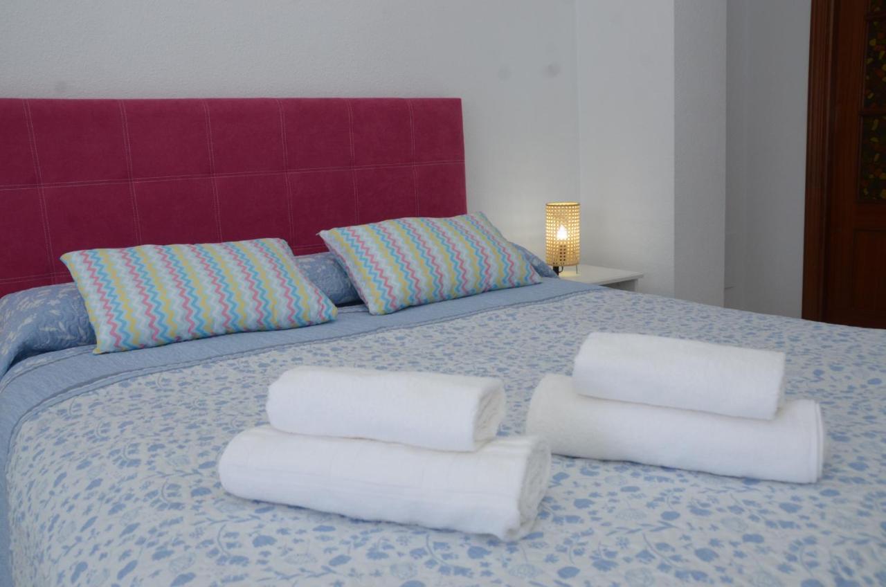 Habitacion Grande Con Terraza Privada, Malaga Centro Eksteriør bilde