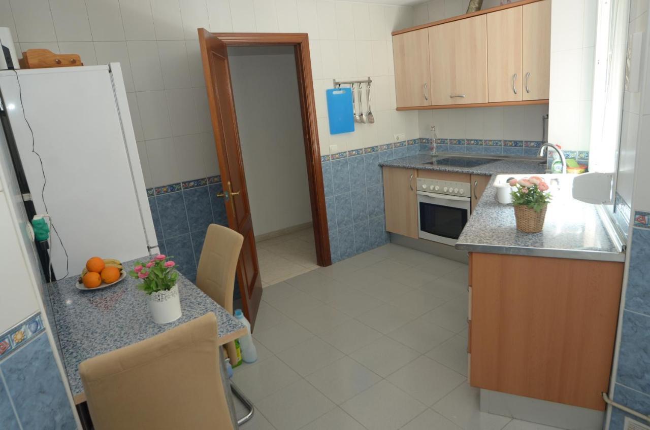 Habitacion Grande Con Terraza Privada, Malaga Centro Eksteriør bilde