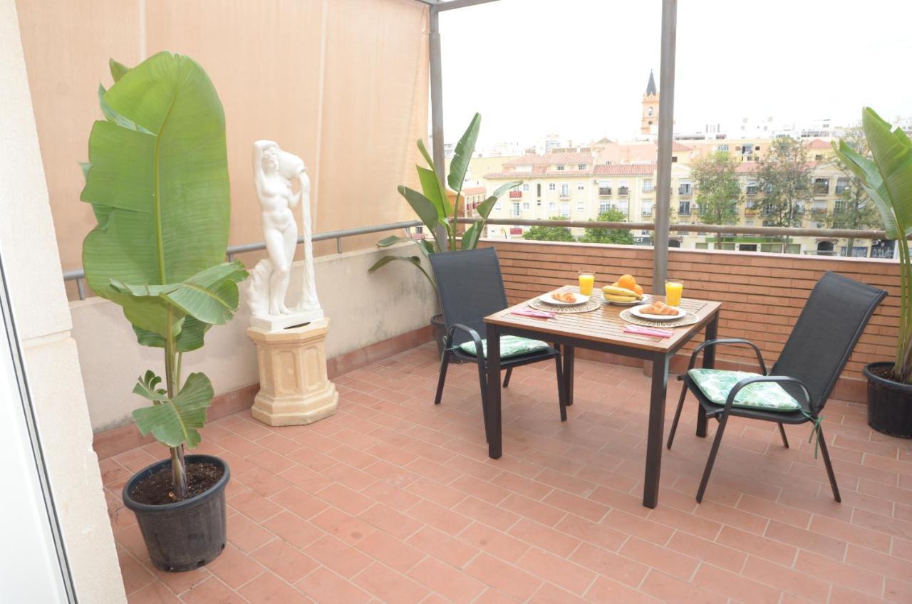 Habitacion Grande Con Terraza Privada, Malaga Centro Eksteriør bilde