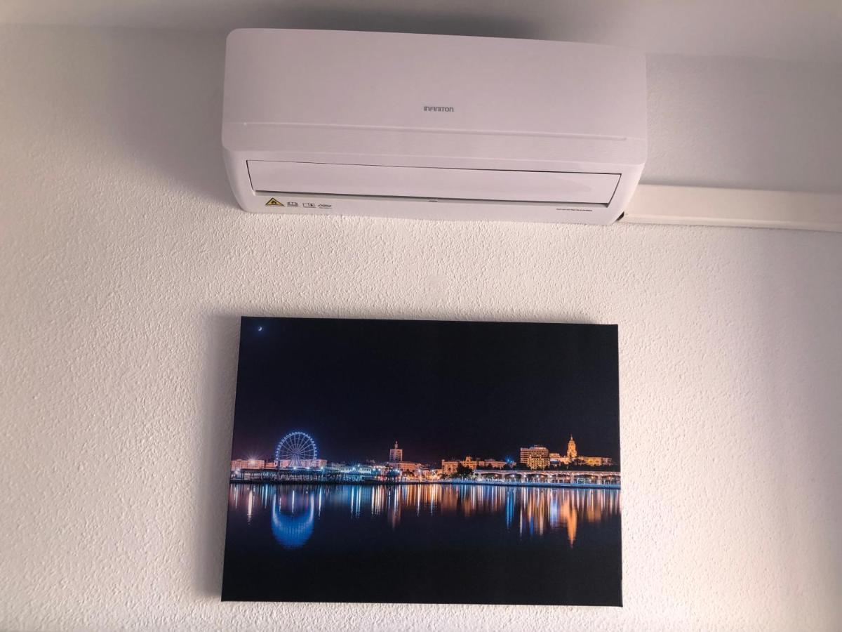Habitacion Grande Con Terraza Privada, Malaga Centro Eksteriør bilde